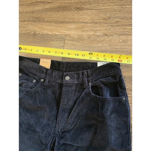 Levi’s Black Corduroy Pants Women 31x30 Retro Straight Leg Fall/Winter Essential - Picture 6 of 9